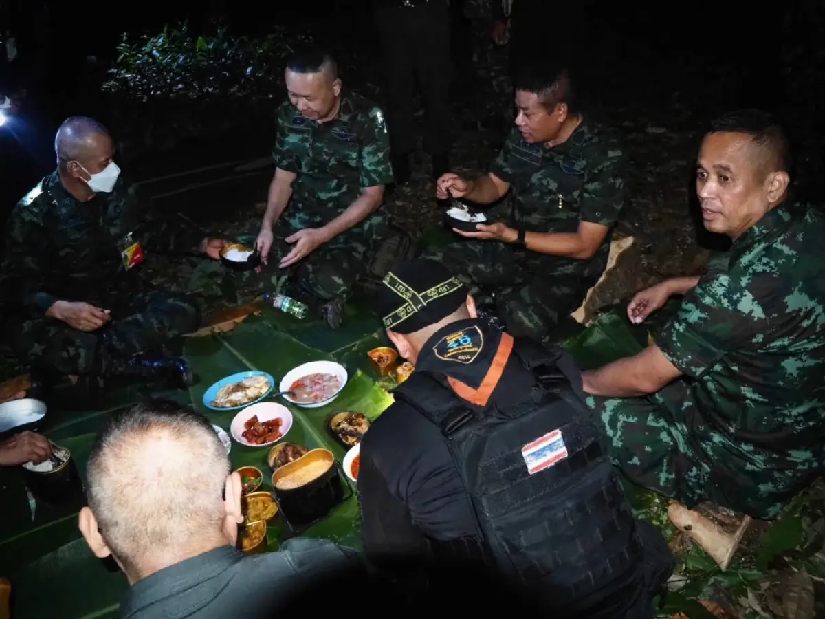 ขอบคุณภาพ จากศูนย์ประชาสัมพันธ์ กองอำนวยการรักษาความมั่นคงภายในภาค 4 ส่วนหน้า
