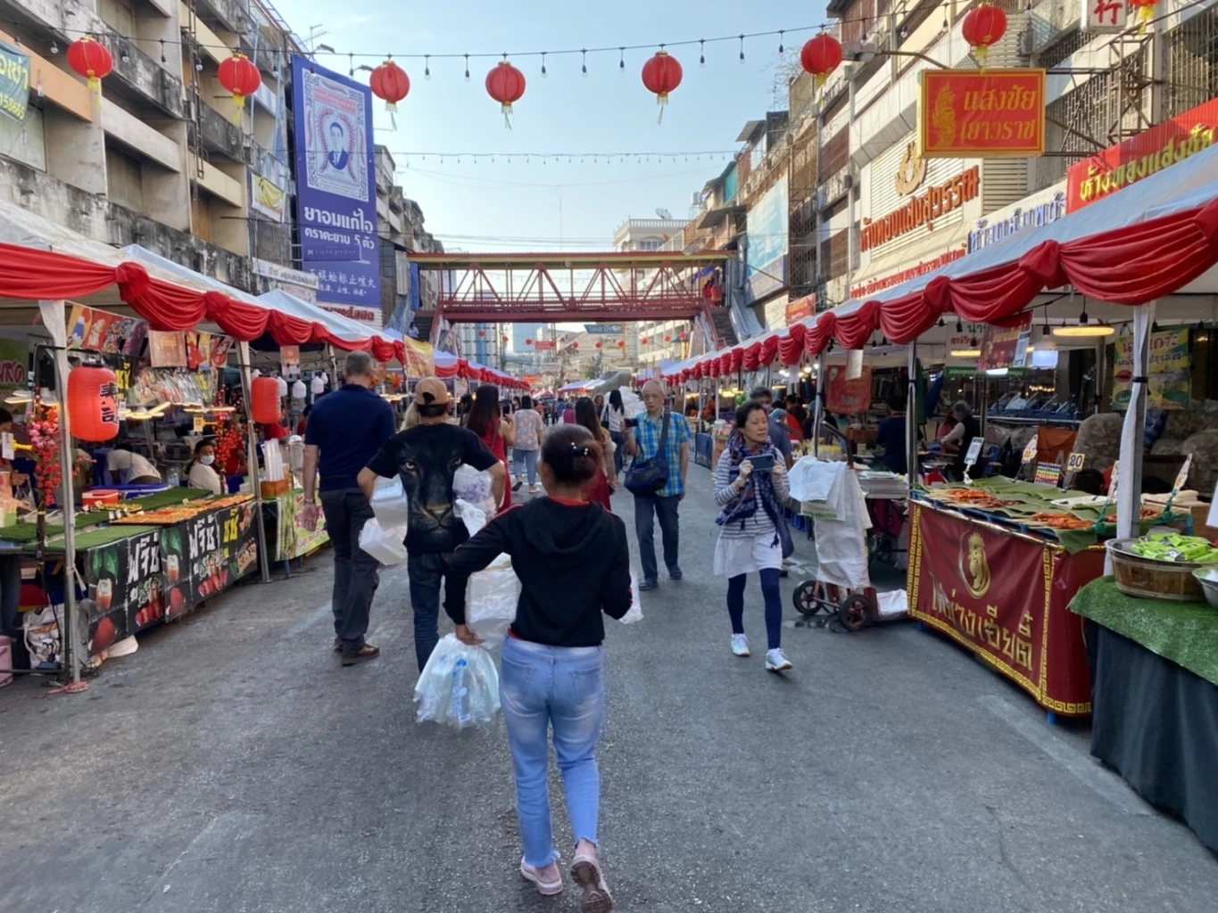 ไหว้เจ้าตรุษจีน 2566 เชียงใหม่คึกคักทั่วเมือง 