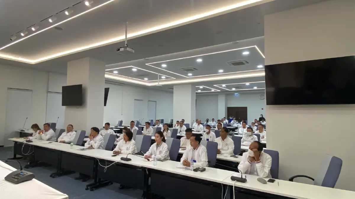 “พปชร.” ลั่นคนเข้าพรรคมากกว่าออก ติวเข้มผู้สมัครรุ่น 4 เลือดใหม่เพียบ