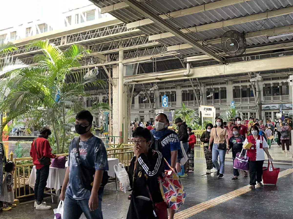 ประชาชนเดินทางช่วงปีใหม่ 3 วันทะลุเป้า กว่า 3.35 ล้านคน สูงกว่าเป้าหมาย 3.69%
