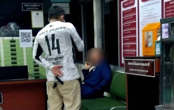 นายสุทัศน์ สิวาภิรมย์รัตน์ นักธุรกิจขับรถหรูยี่ห้อเบนท์ลีย์ หลังเกิดเหตุ