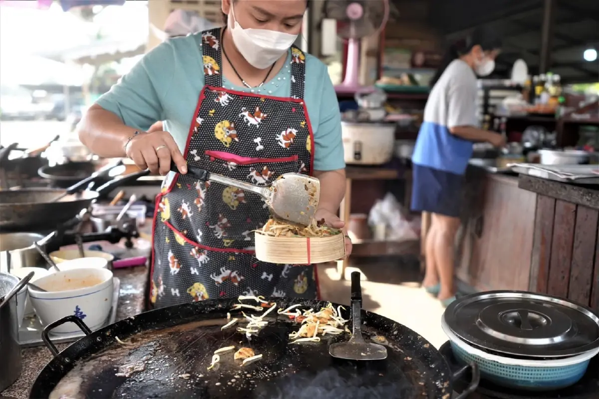 "ตลาดต้องชม" กรมการค้าภายใน กระตุ้นเศรษฐกิจ มุ่งสร้างรายได้ให้ชุมชน