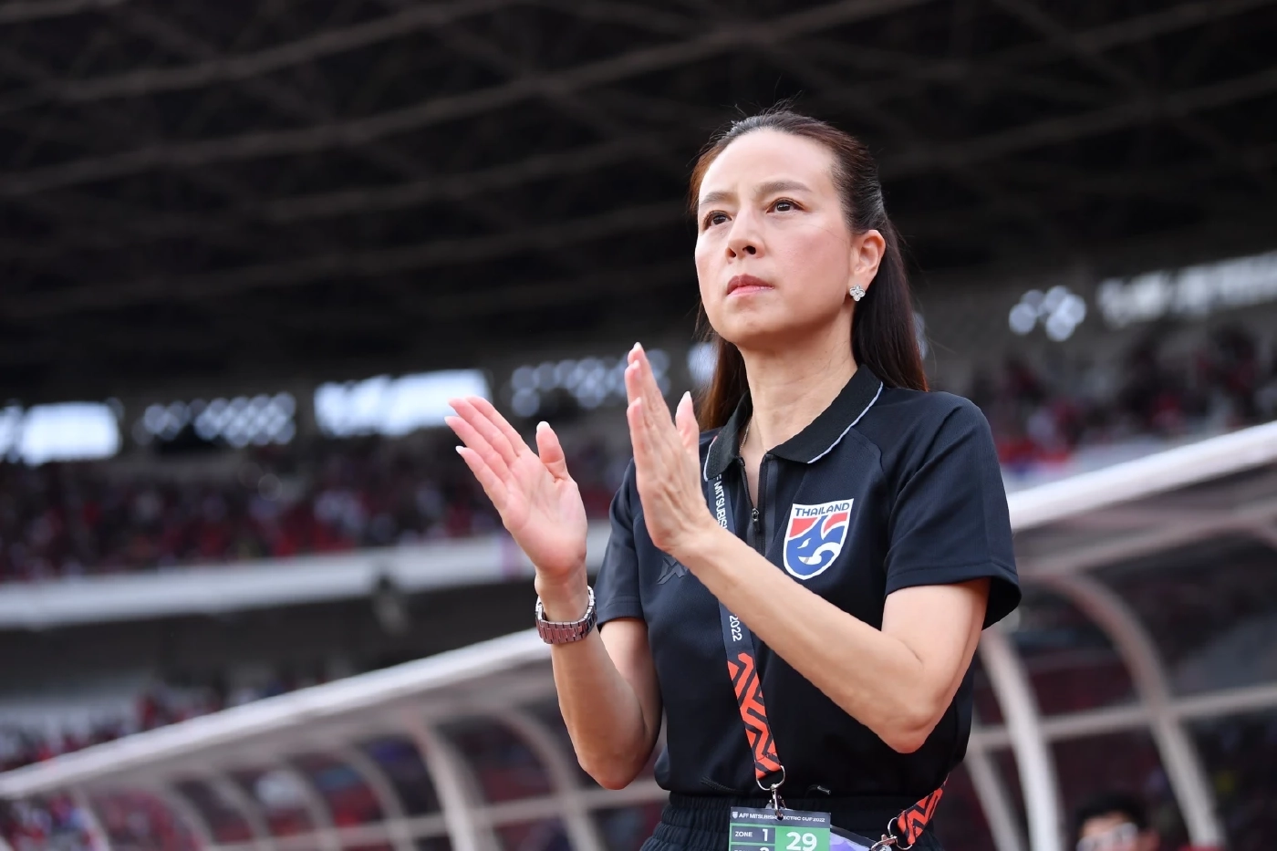 นวลพรรณ ล่ำซำ