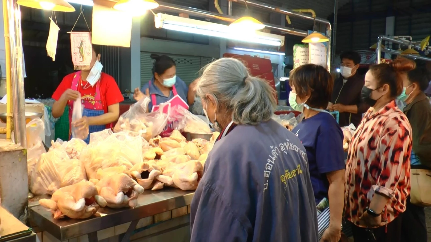 คึกคัก! บรรยากาศวันจ่ายเทศกาลตรุษจีน จ.อุทัยธานี ปีนี้ซื้อของเซ่นไหว้มากขึ้น