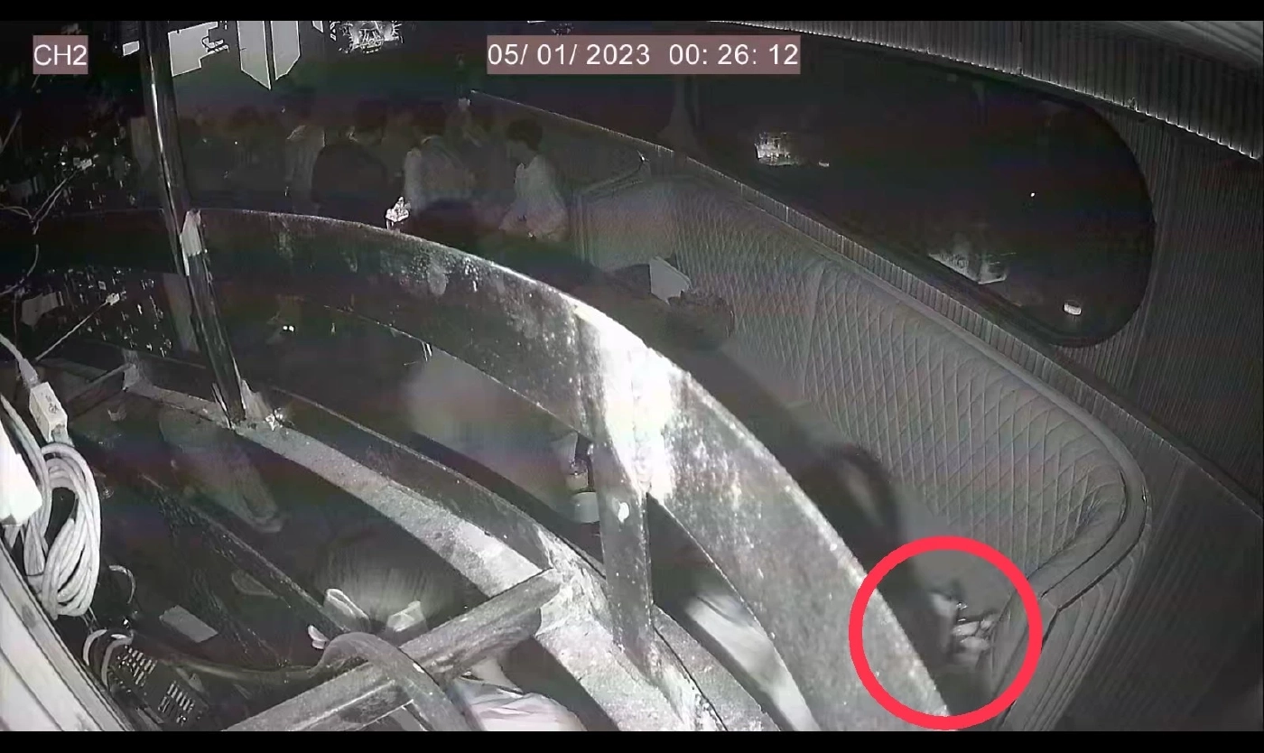 เปิดภาพสาวไต้หวัน หลังออกจากด่าน เดินถือบุหรี่ไฟฟ้า เที่ยวตลาดห้วยขวาง