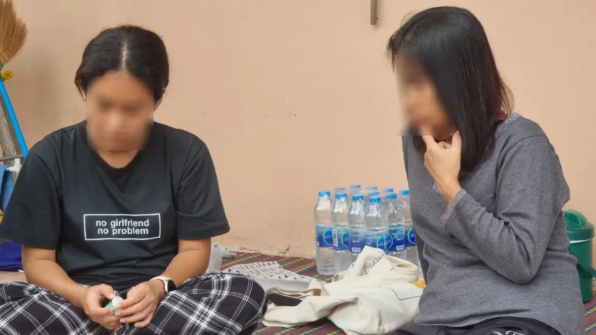 พี่สาวและแม่ น้องม.3 ผูกคอดับ