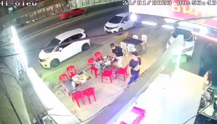 รวบแล้ว 5 "แก๊งอาชีวะ" ยิงถล่มอริสาหัส 2 ราย ในศึกวันสถาปนาทิพย์ (มีคลิป)