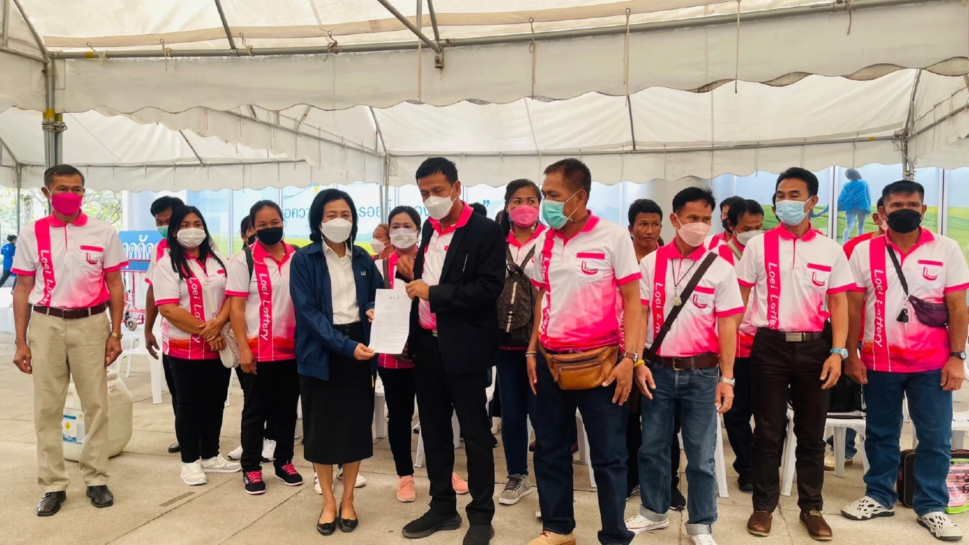 "ผู้ค้าหวยรายย่อย" จี้ รัฐ แก้ปัญหาสลากไม่พอขายภายในเดือน ม.ค. 2566