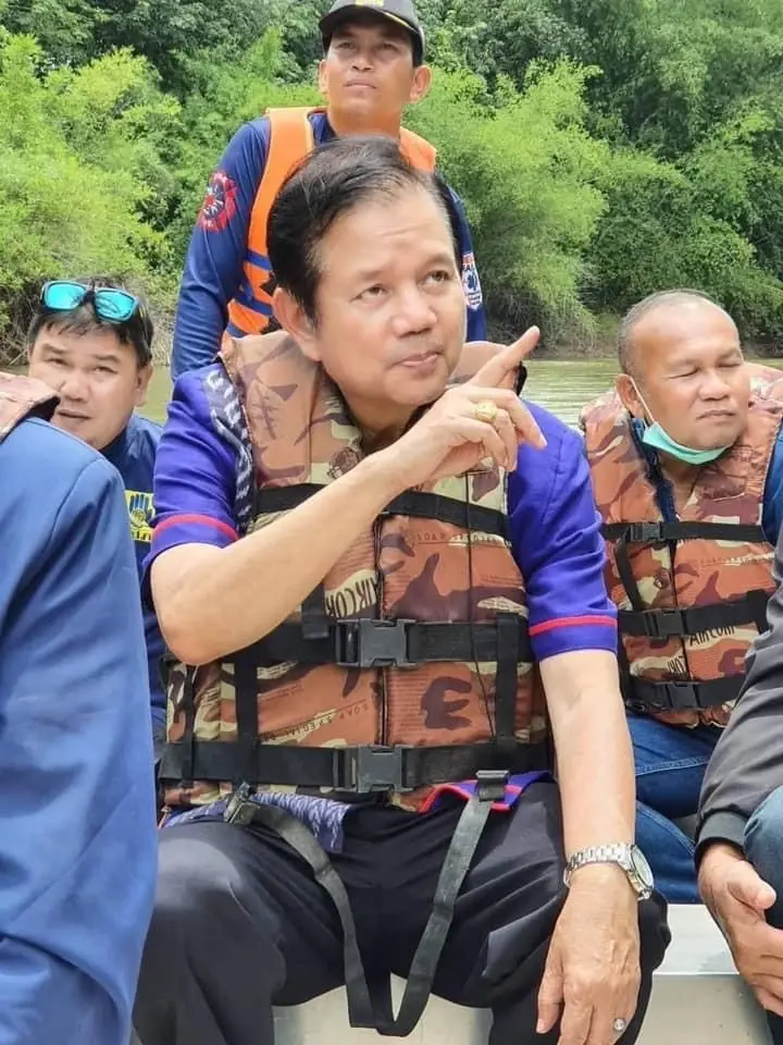 “ชวลิต” จ่อทิ้ง "เพื่อไทย" คาดซบพรรค “หญิงหน่อย”