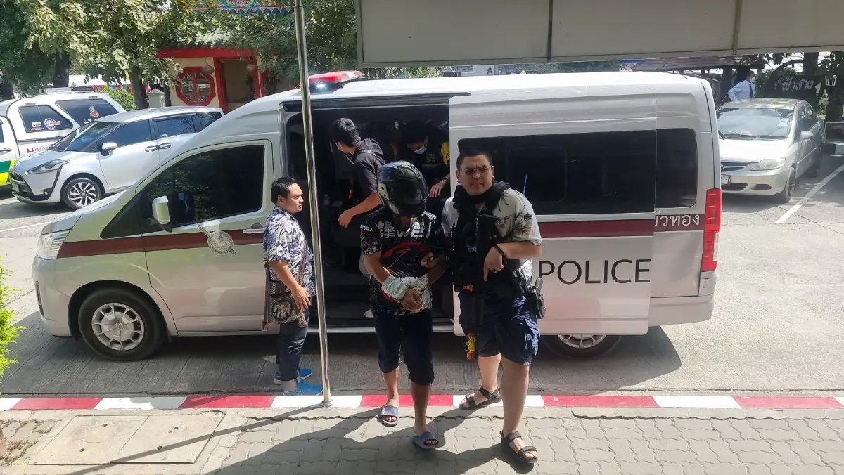 ตร.บางบัวทอง จับกุมมือแทงพี่ 20 แผล