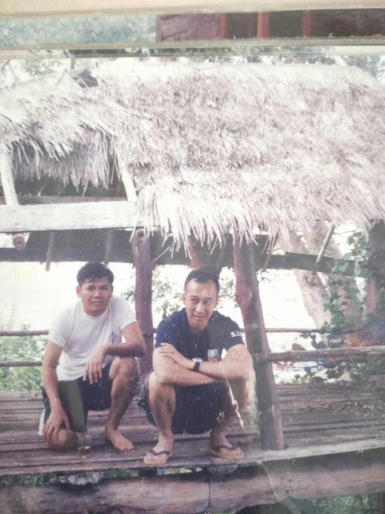 ผู้กองดี และ รองต่อศักดิ์ เมื่อในสมัยอดีต