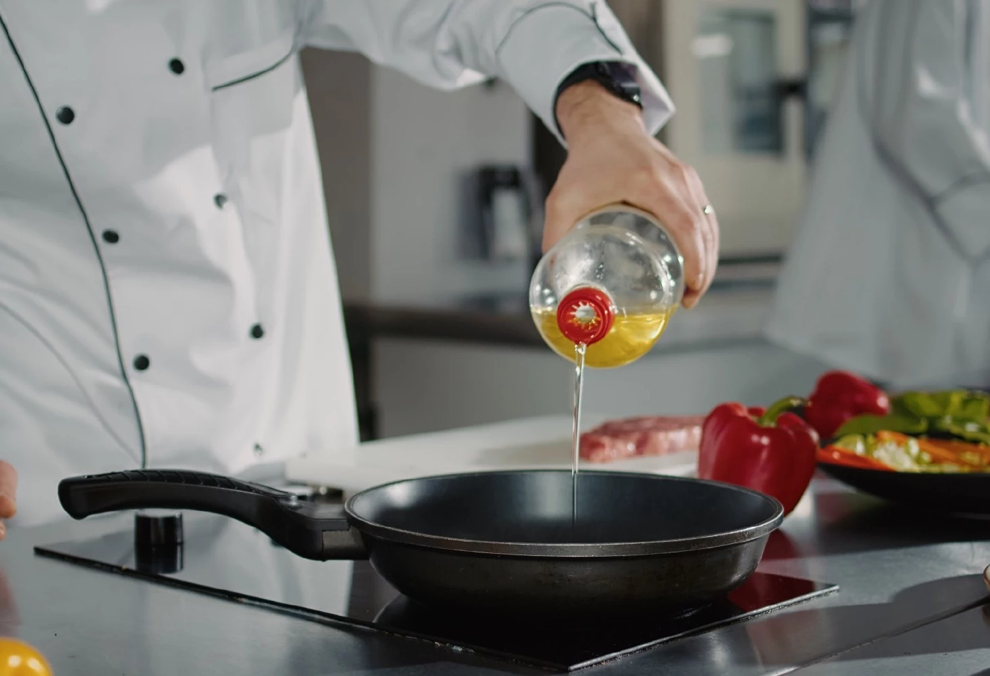 อันตราย 'น้ำมันทอดซ้ำ' ภัยทั้งคนทอดและคนทาน