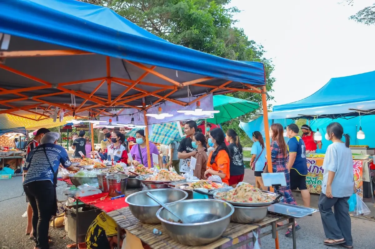 "ตลาดต้องชม" กรมการค้าภายใน กระตุ้นเศรษฐกิจ มุ่งสร้างรายได้ให้ชุมชน