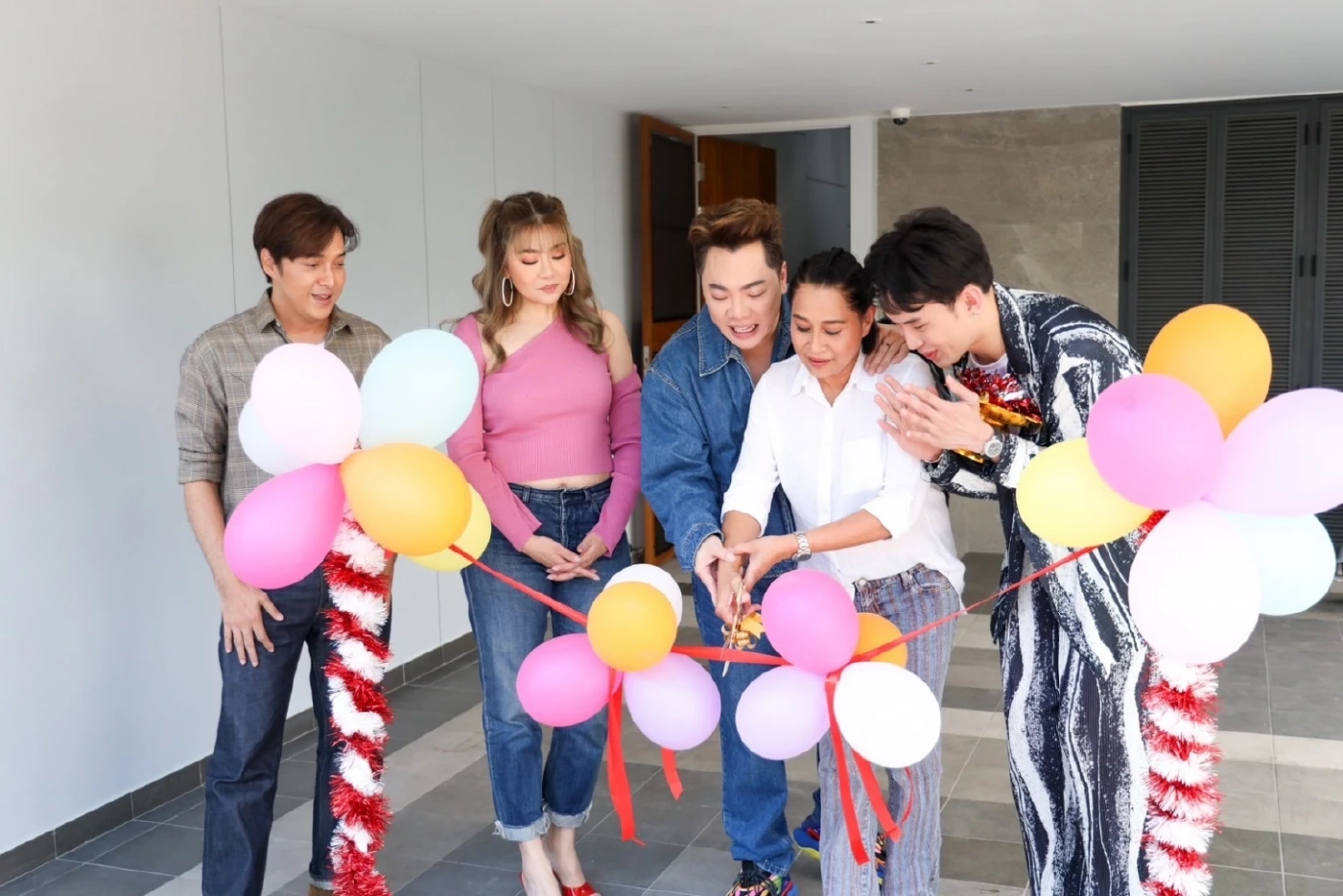 ดีเจมะตูม เตชินท์