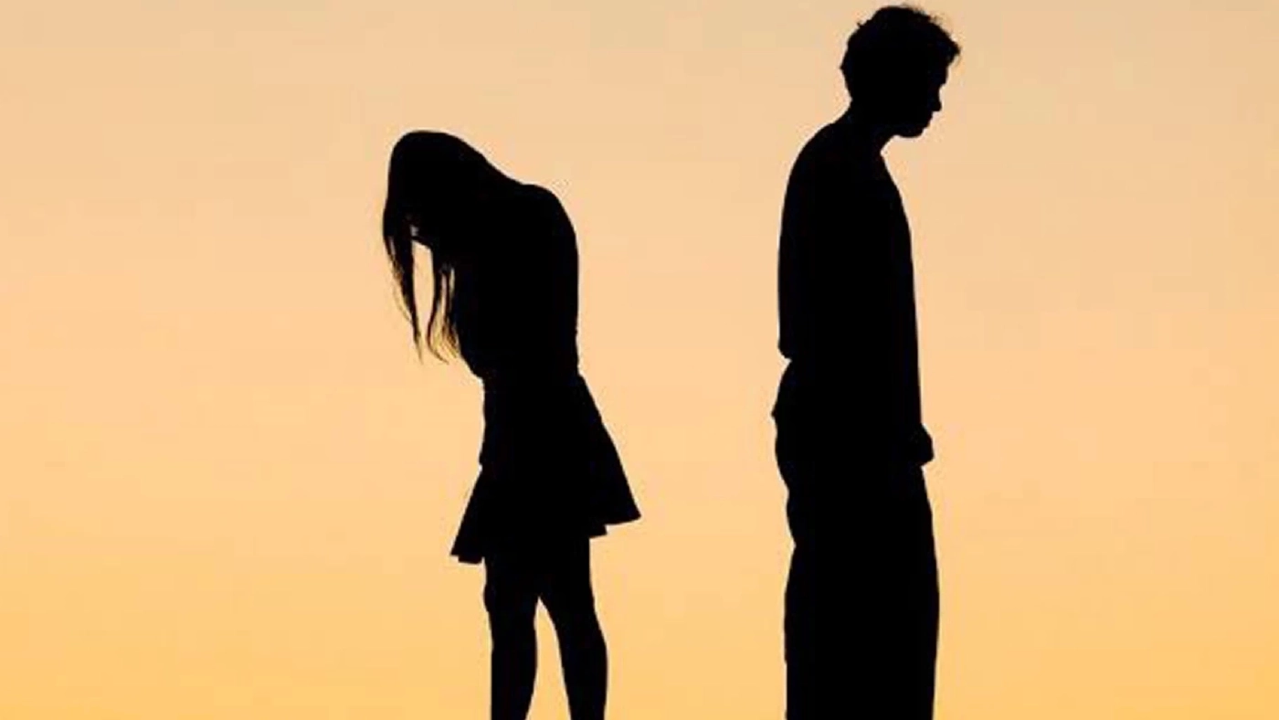 หากโดนนอกใจ ใช้กฎหมายนี้ "ฟ้องชู้" เรียกเงินได้ ใครแอบมีมือที่ 3 ต้องระวัง