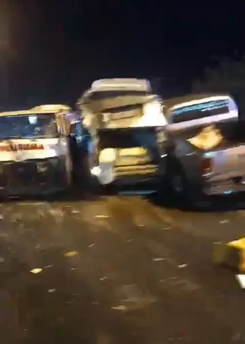 ชนวินาศสันตะโร 14 คัน ถนนมิตรภาพขาเข้ากรุงเทพฯ