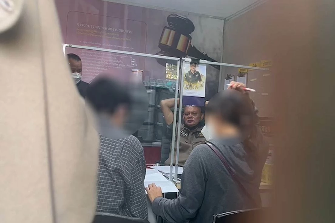 "ครูเเอน" เข้ารับทราบข้อกล่าวหา "ประมาทฯ" ทำน้องกุนเสียชีวิต