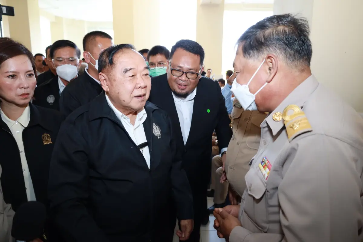 "บิ๊กป้อม" ลงใต้ ถก กพต.หนุน 10 โครงการพัฒนาชายแดนใต้ ตั้งมหาวิทยาลัยสตูล