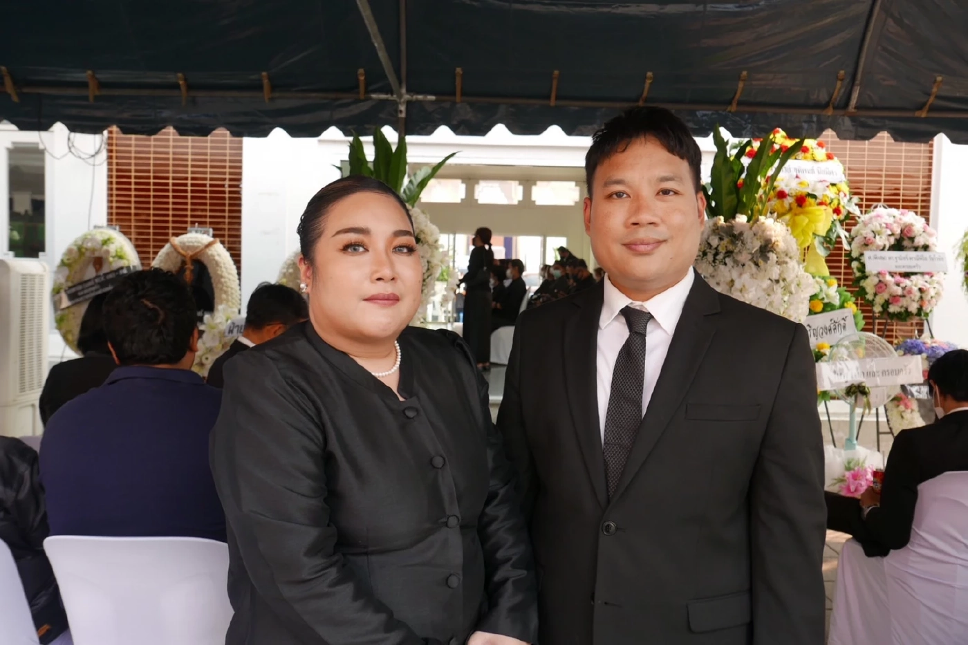 ม.ล.ปวริศร์ กิติยากร และม.ล.ภัทรสุดา กิติยากร