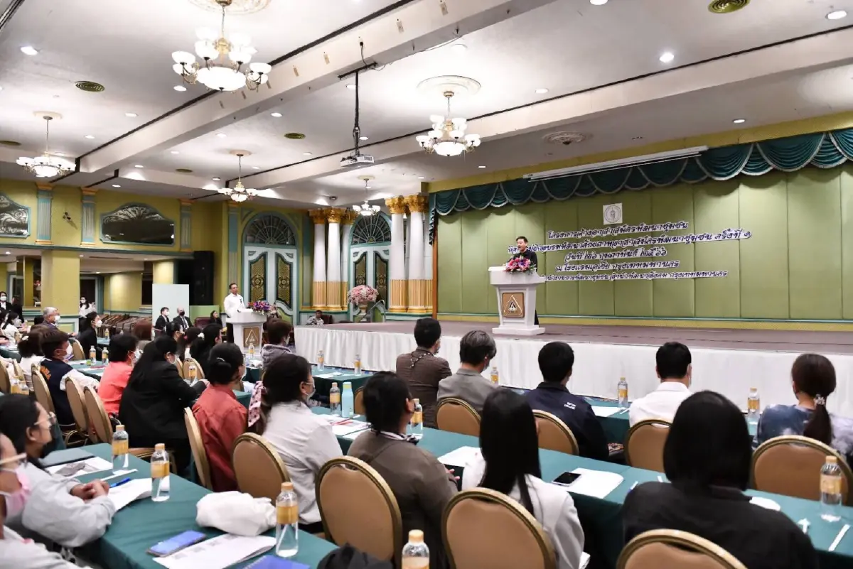 กทม. เตรียมส่ง อสท. 494 คน ลงพื้นที่เสริมความรู้ด้านเทคโนโลยีสร้างความเข้มแข็งให้ชุมชน