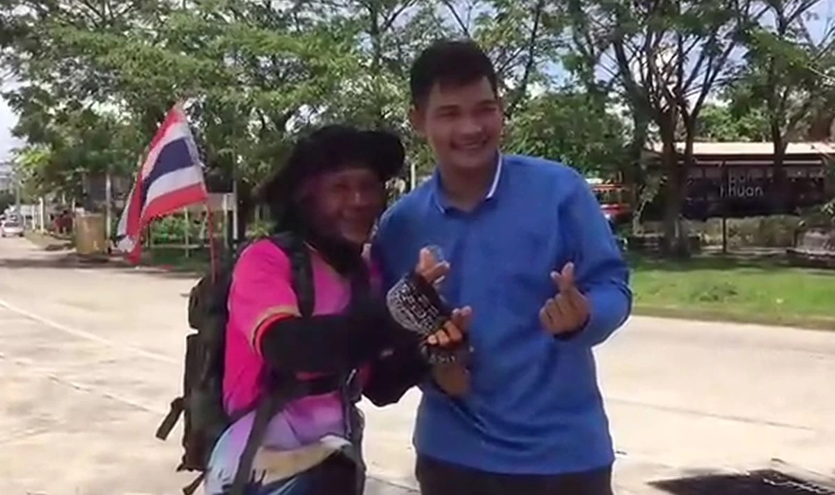 เหลืออีก 100 กม. ถึงสตูล ลุงแมว เดินเท้าจากนครนายก ไปขอสาวแต่งงาน 14 ก.พ. นี้