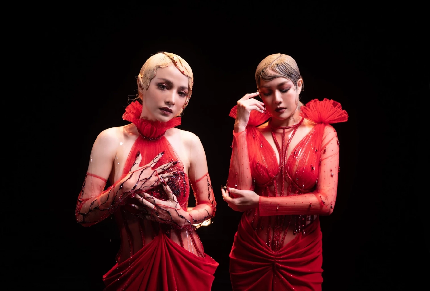 นิว-จิ๋ว ปลื้ม  จมน้ำตา กระแสแรง ทนเหนียว ชุ่มน้ำเชื่อมอยู่ 3 ชั่วโมงกว่า