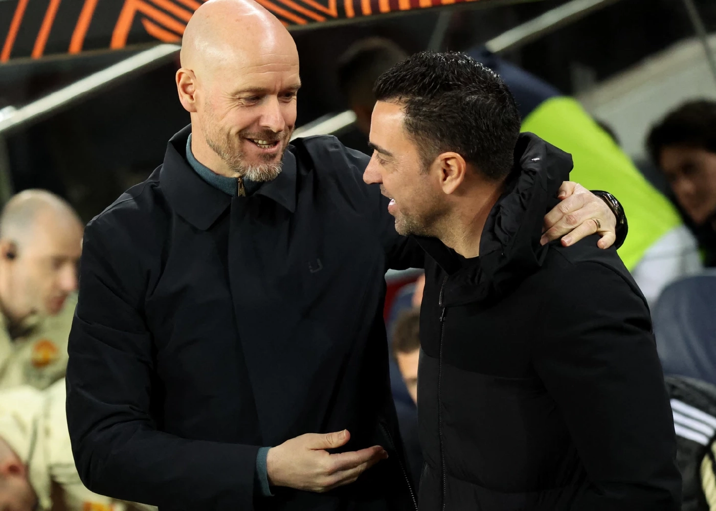 "เทน ฮาก-ชาบี" พร้อมใจจวกเปาตัดสินพลาดเกมเจ๊าเดือด 2-2 ศึกยูโรปา