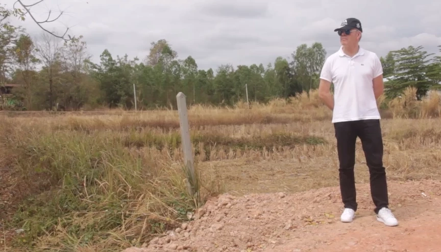 ทนายพาฝรั่งชาวฮอลแลนด์ แจ้งจับสาว ผอ.อบจ. ฉ้อโกง ตร.เรียกพบ 14 ก.พ. นี้