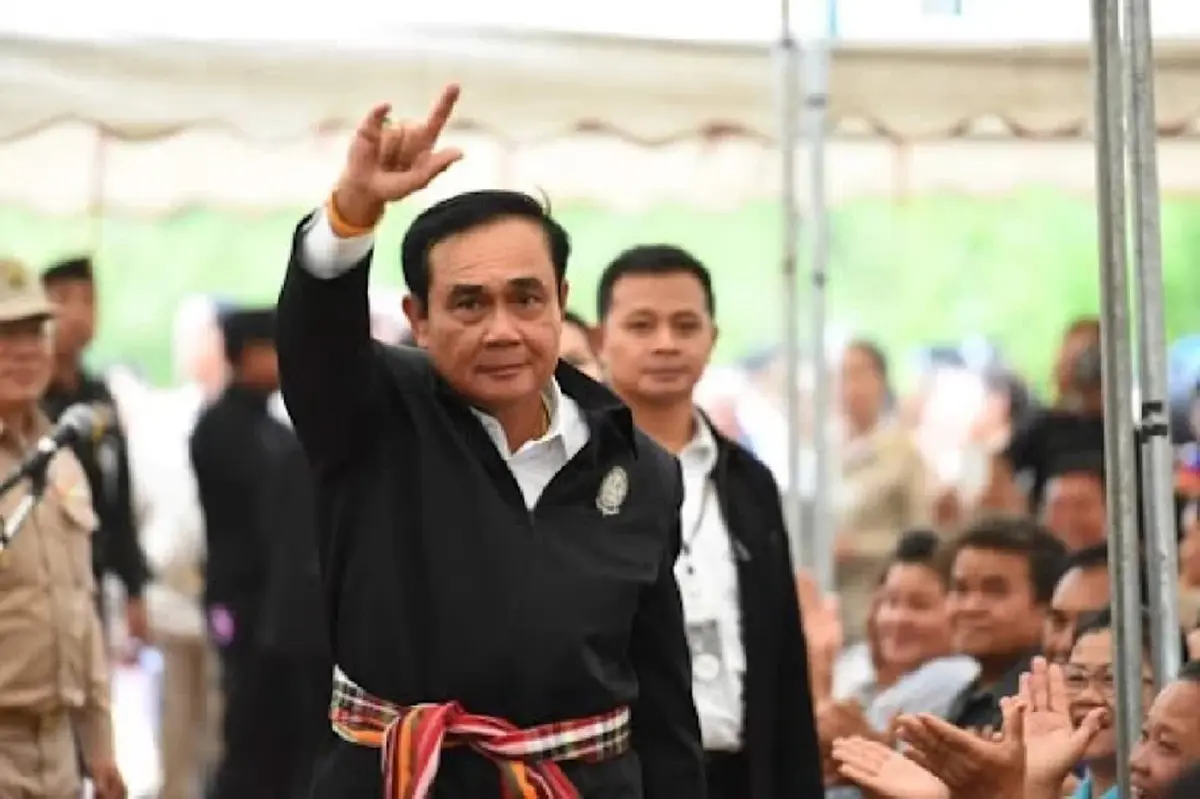 พล.อ.ประยุทธ์  จันทร์โอชา  นายกรัฐมนตรีและรมว.กลาโหม 