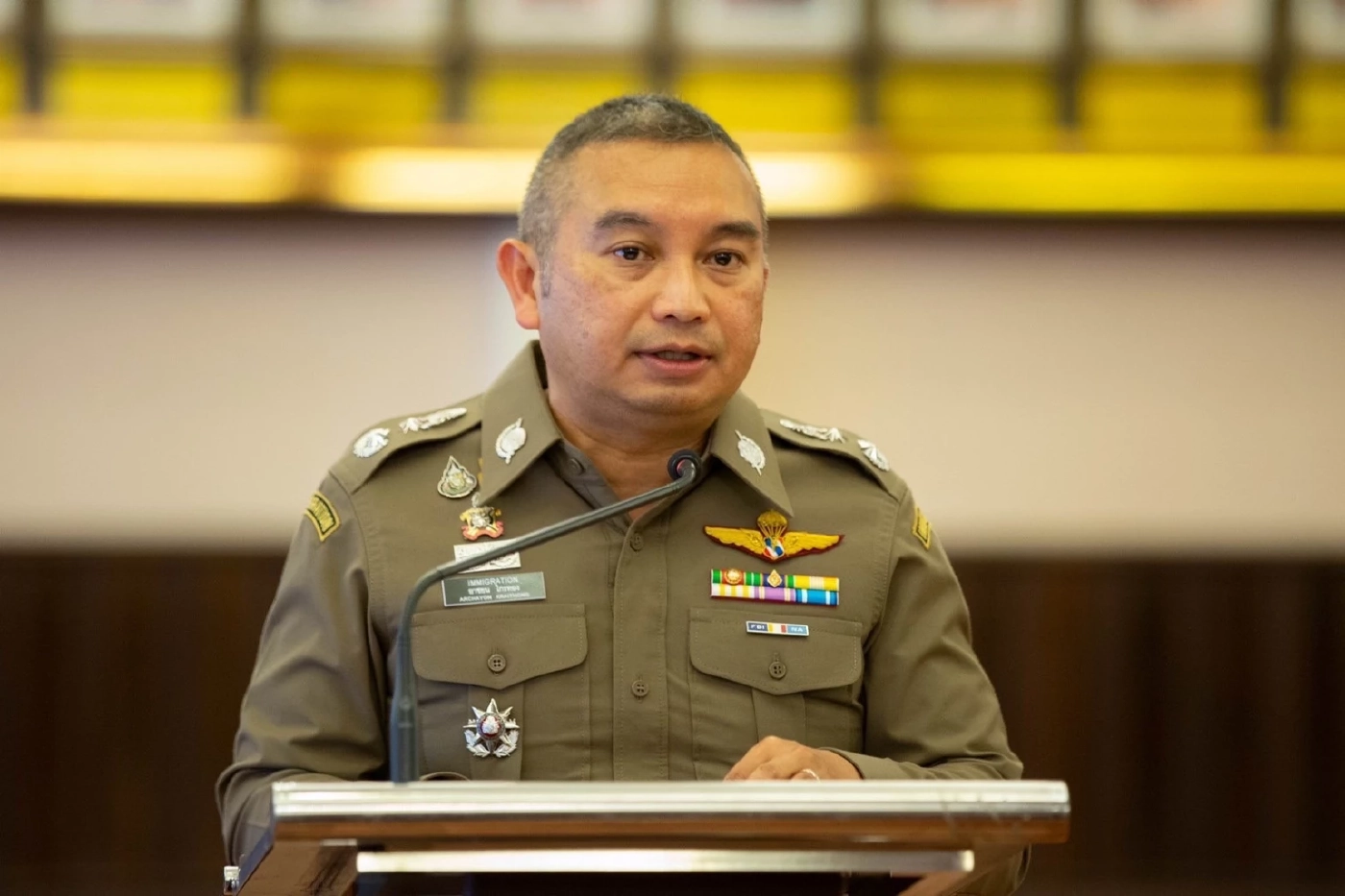 พล.ต.ต.อาชยน ไกรทอง โฆษกสำนักงานตำรวจแห่งชาติ