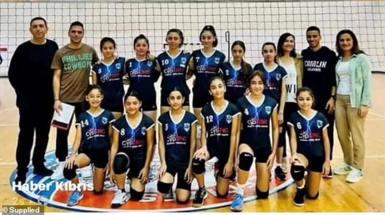 สุดสลด! ทีมวอลเลย์บอลมัธยมและครูหายทั้งทีม