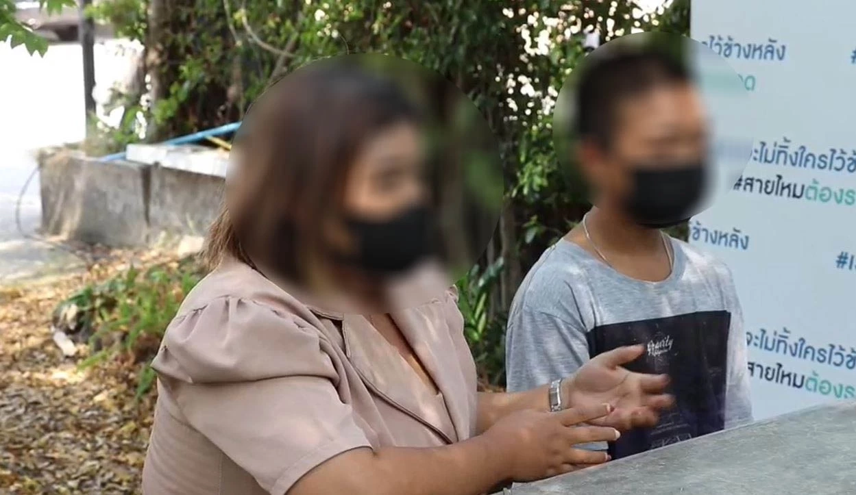 รุ่นพี่ ม.5 สุดโหด สั่งทำโทษ ม.1 ลงไปแช่บ่อเกรอะ ห้ามล้างตัว จนแผลติดเชื้อ