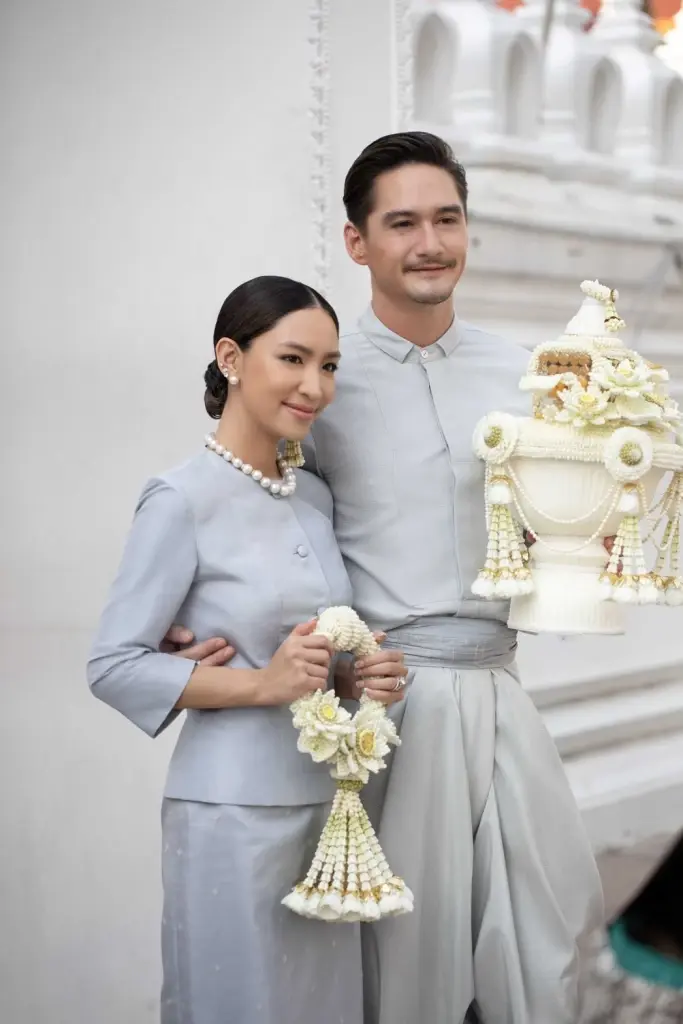 อนันดา-ณิชชา ฉลองวิวาห์เริ่มต้นชีวิตคู่ คนดังร่วมยินดีคับคั่ง (มีคลิป)