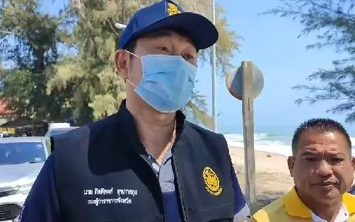 ด.ช. วัย 14 โดนคลื่นดูดสูญหาย หลังลงทะเลช่วยเพื่อนจมน้ำ