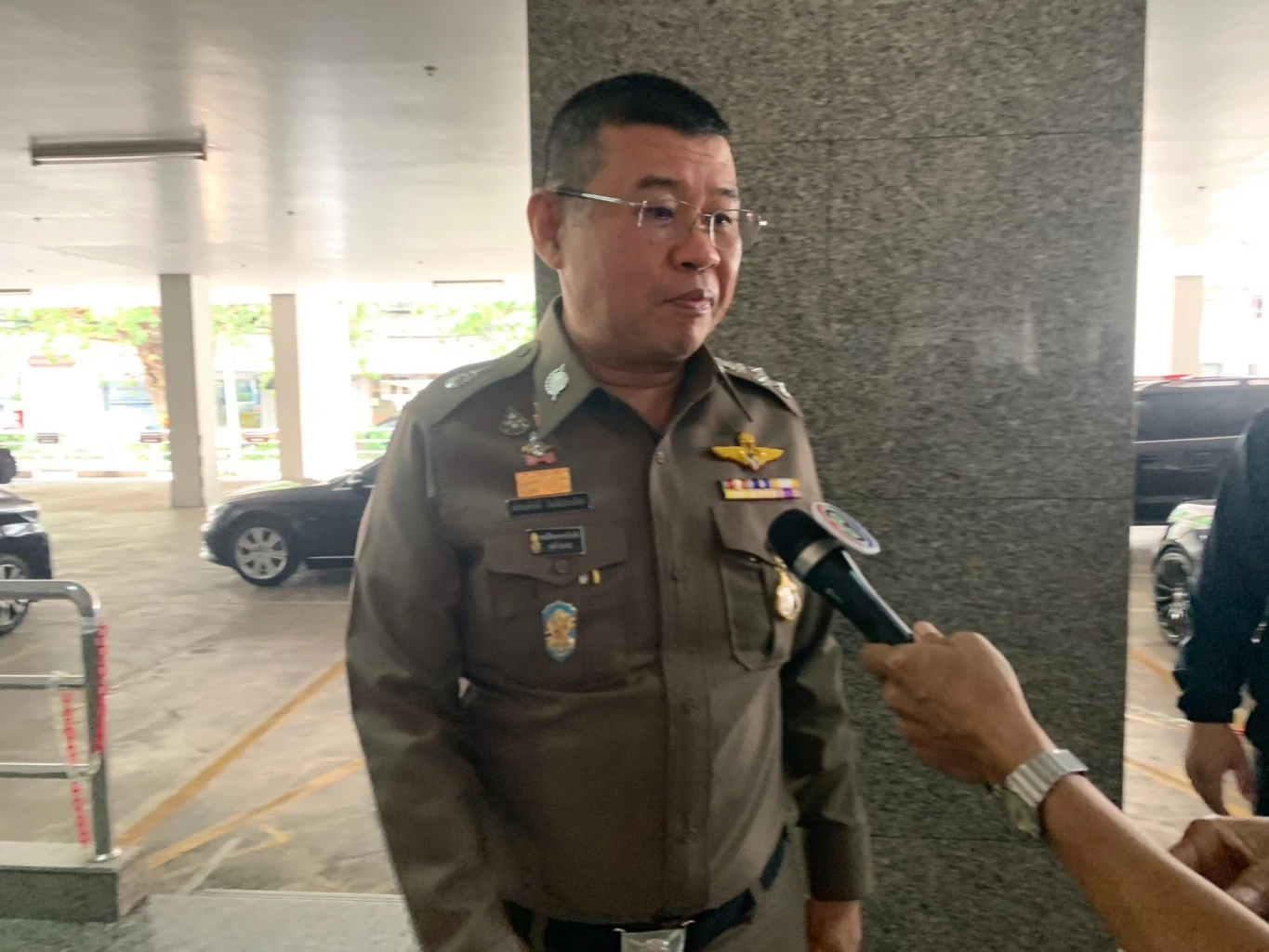 ผบ.ตร. สั่งตำรวจไซเบอร์ บินไต้หวัน สอบปากคำ "ดิว อริสรา" พยาน "มาเก๊า 888"