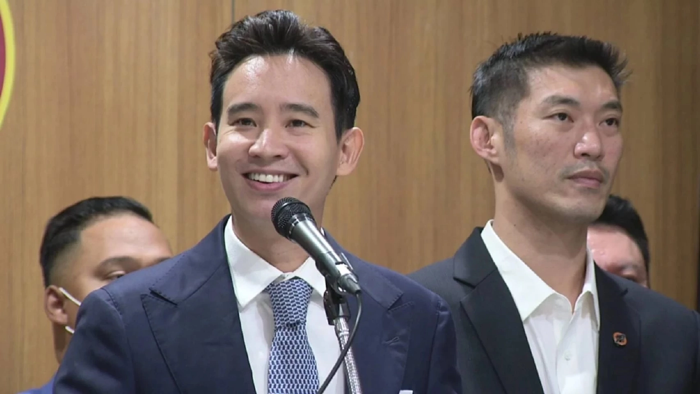 "ธนาธร" เหมือนไม่รู้ เพื่อนซัดกัน ทวีต "ผม ปิยบุตร หนุน พิธา" เป็นนายกฯ