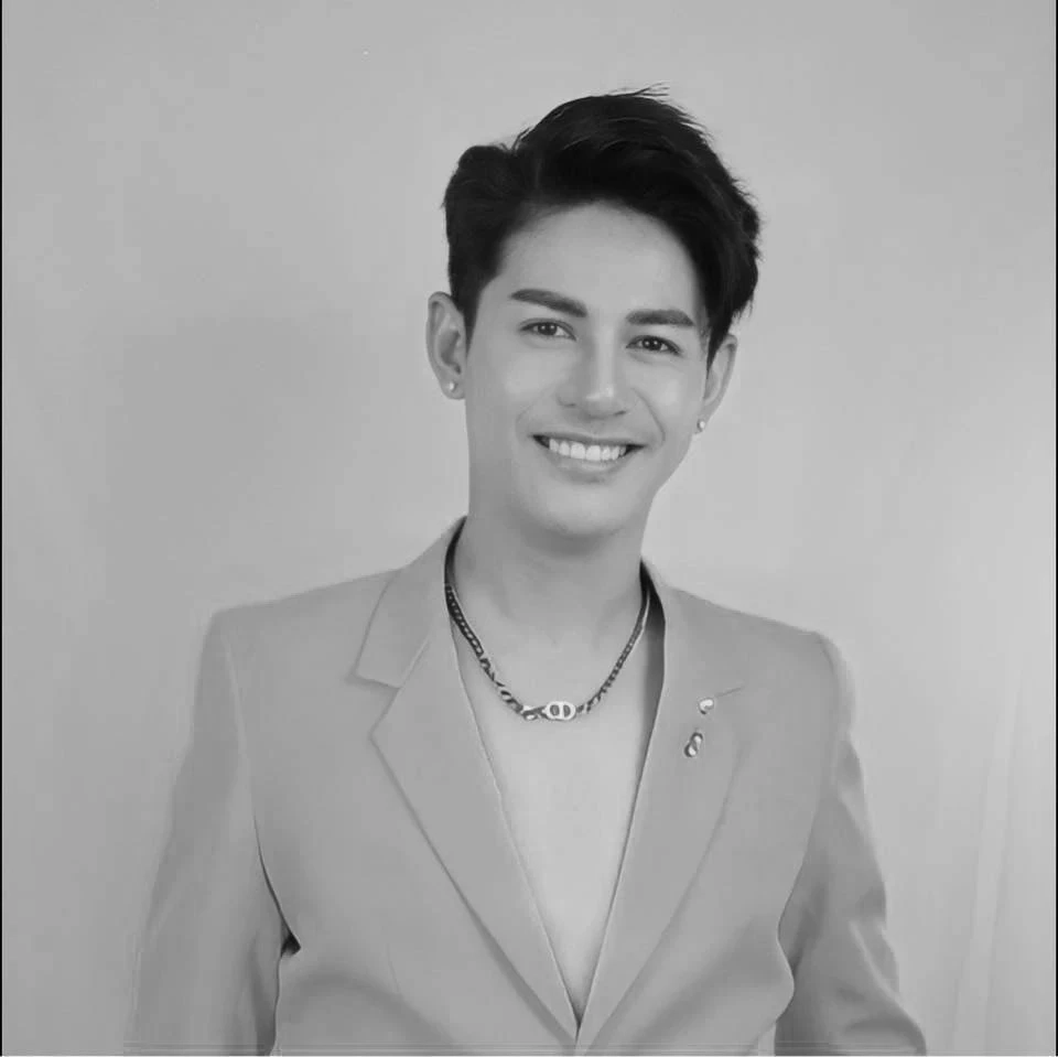 โซเชียลแห่ส่งกำลังใจ หลังภรรยา"นิว มุกดา" ส่งโพสต์เศร้า "เธอก็แค่นอนหลับพักให้หายเหนื่อย ตื่นมาไปเที่ยวกันใหม่นะนิว"