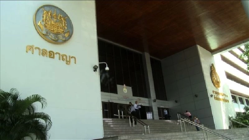 ออกหมายจับ “ทอม เครือโสภณ” เบี้ยวฟังคำพิพากษาคดีหมิ่น “สนธิ ลิ้มทองกุล”