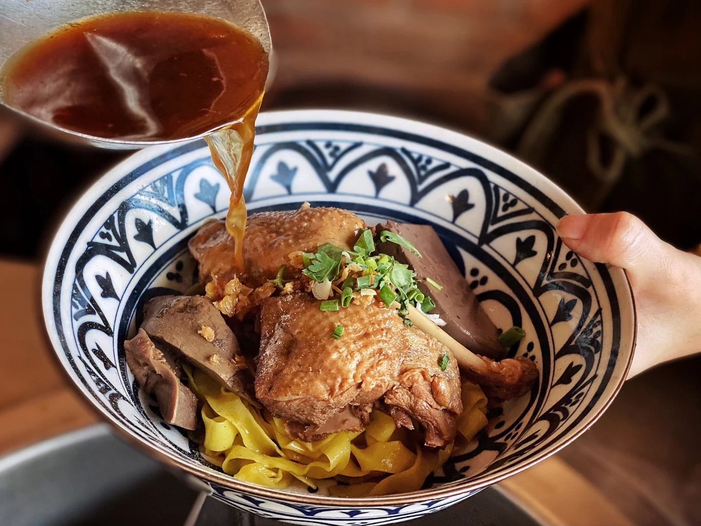 ก๋วยเตี๋ยวเป็ดตุ๋นยาจีน