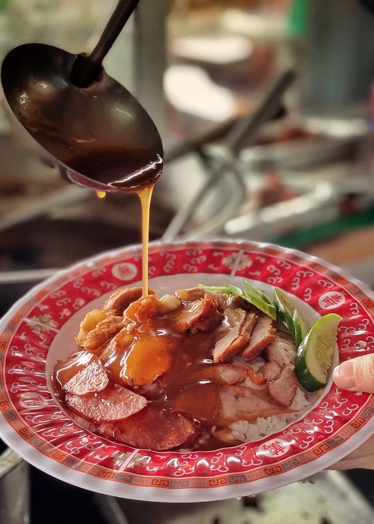 ข้าวหมูแดง 