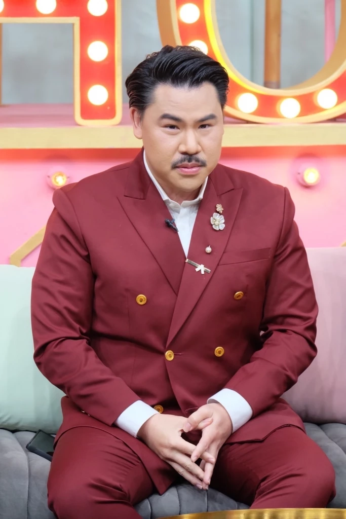 กัน จอมพลัง เผยจุดเริ่มต้นช่วยเหลือคน ปฏิเสธผมไม่ใช่มาเฟีย