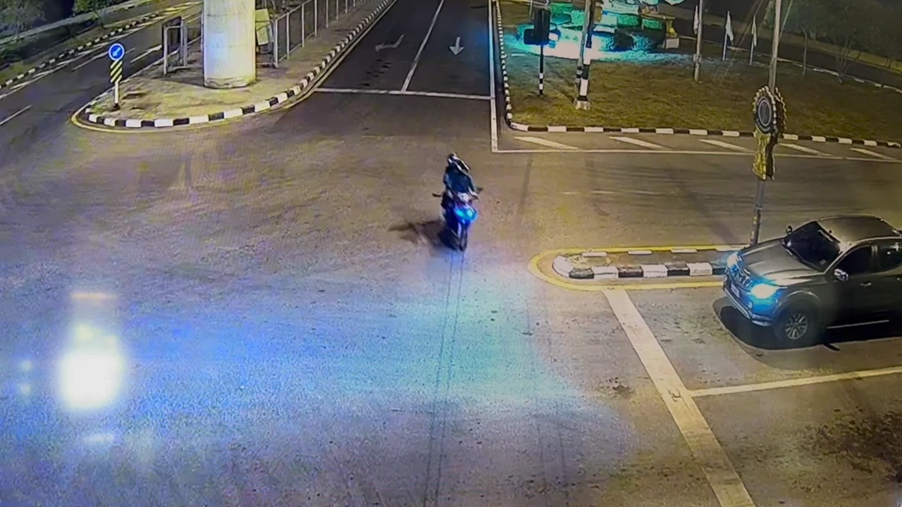 คุมตัวแก๊งโจ๋ 15 ปีสอบ ก่อเหตุไล่ยิงอริจนรถล้ม ถูกระเบิดปิงปองดับ (มีคลิป)