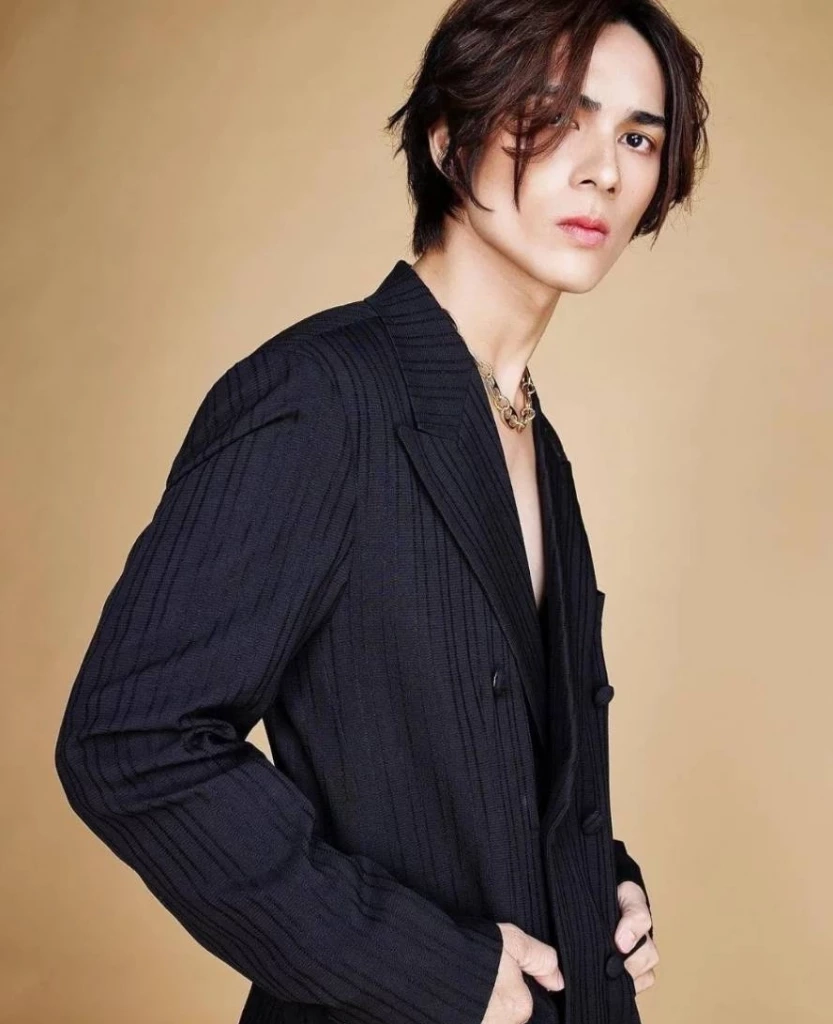 โอปป้ามาก แน็ก ชาลี กับลุคใหม่หล่อเกินต้าน