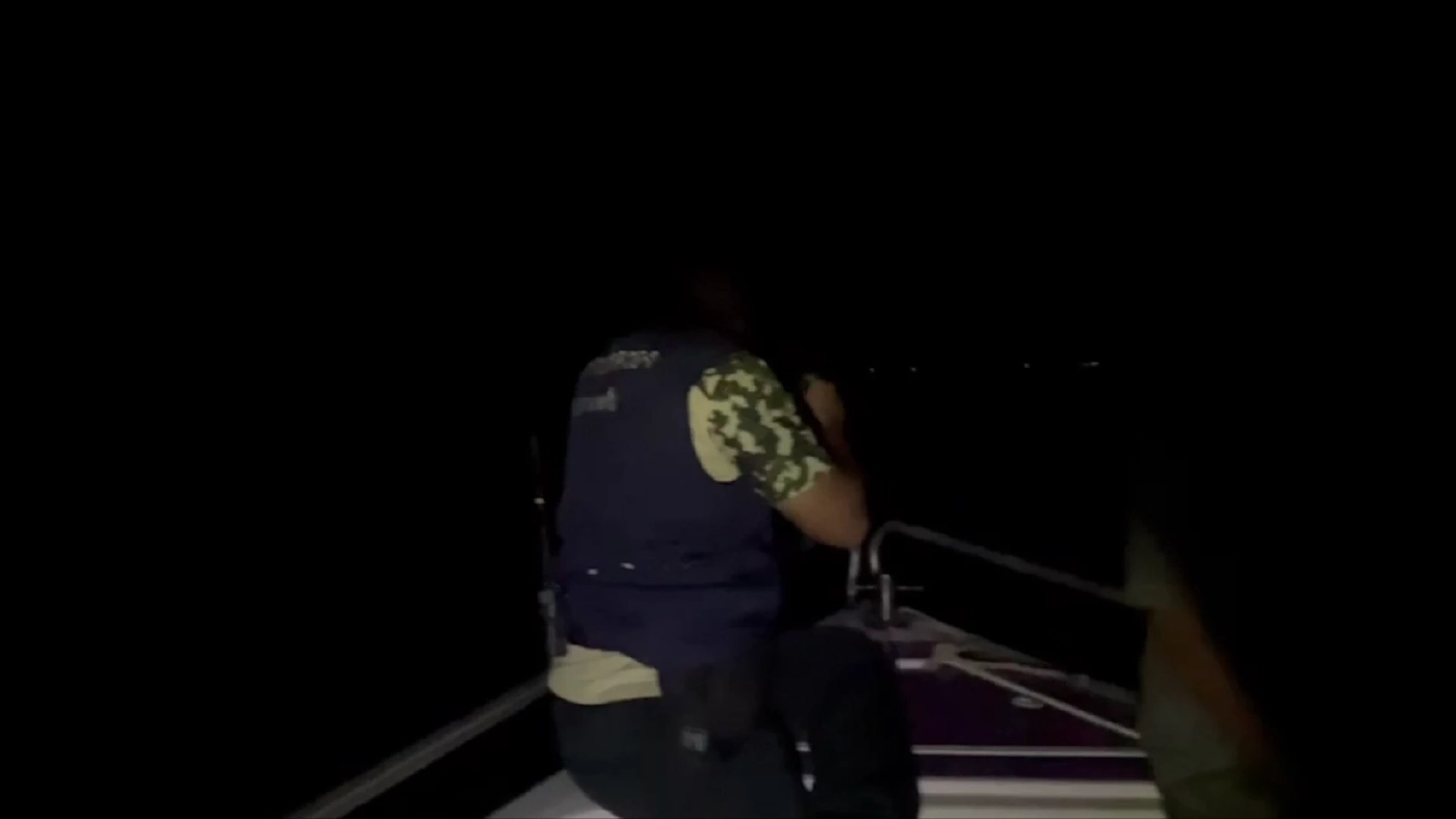 เร่งระดมกำลังค้นหาหนุ่มเยอรมัน กระโดดเรือเฟอร์รี่ลงทะเลเกาะพะงัน