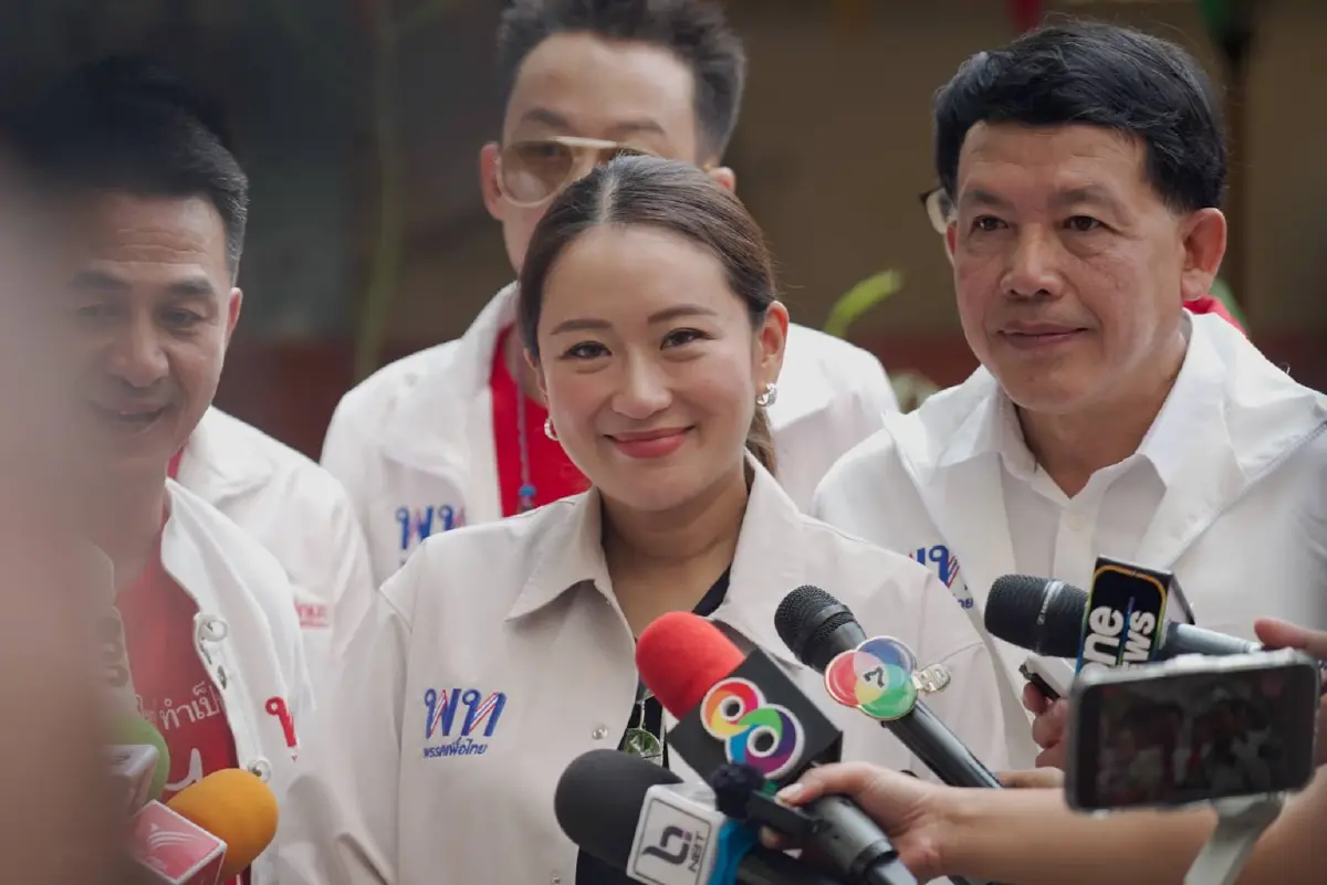 “พานทองแท้” ลั่นกลางวงสื่อ อัดมอตโต้ “ประยุทธ์” ทำไมถึงคิดได้