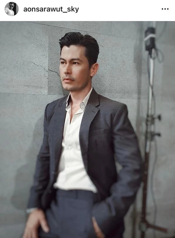 เปิดภาพล่าสุด "ริว อาทิตย์" จากดาราดังสู่ชีวิตไร้บ้าน ขายของมือสองเลี้ยงชีพ กินนอนข้างถนน