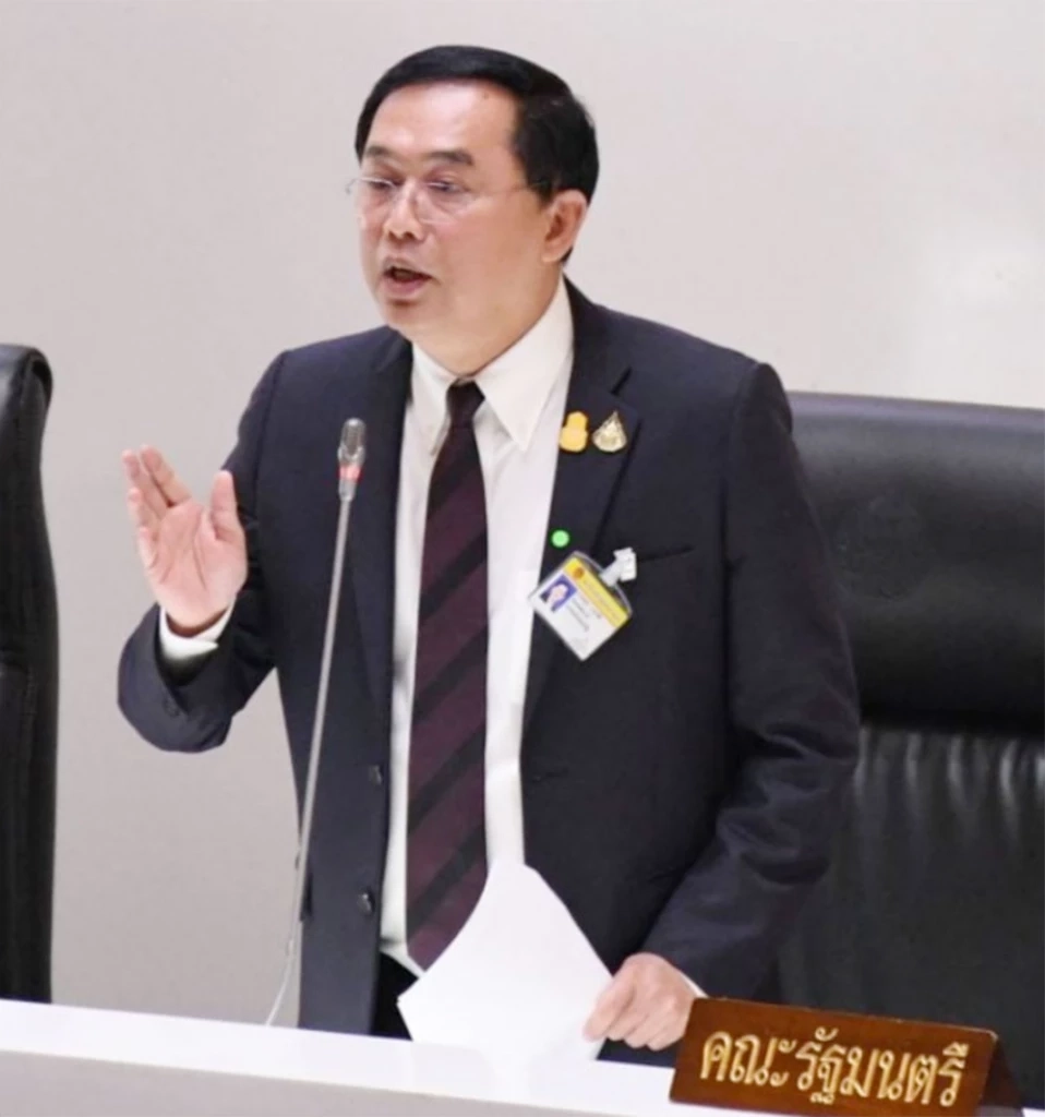 อนุชา นาคาศัย บ้านใหญ่ชัยนาท และกลุ่มสามมิตร