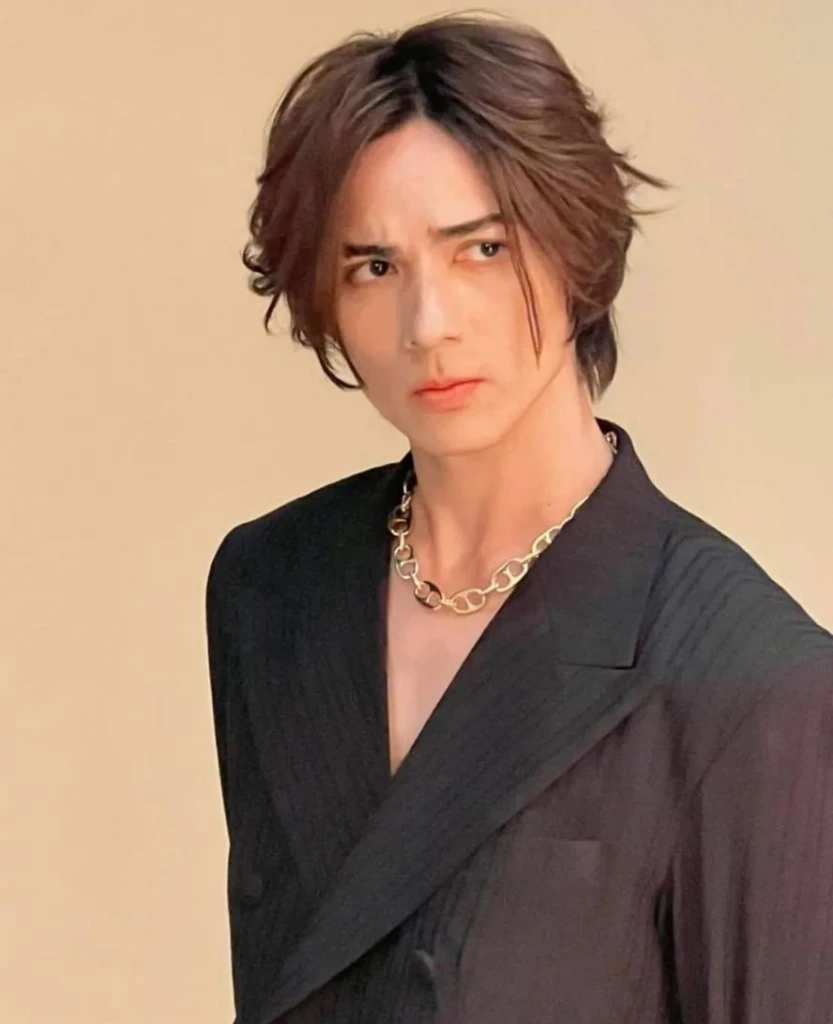 โอปป้ามาก แน็ก ชาลี กับลุคใหม่หล่อเกินต้าน