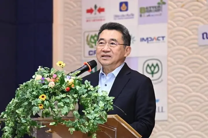 "นายธนา ชีรวินิจ" เลขานุการรัฐมนตรีว่าการกระทรวงเกษตรและสหกรณ์ 
