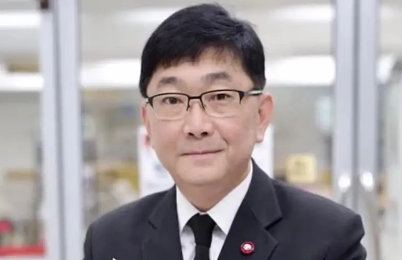 นายโกศลวัฒน์ อินทุจันทร์ยง รองโฆษกสำนักงานอัยการสูงสุด